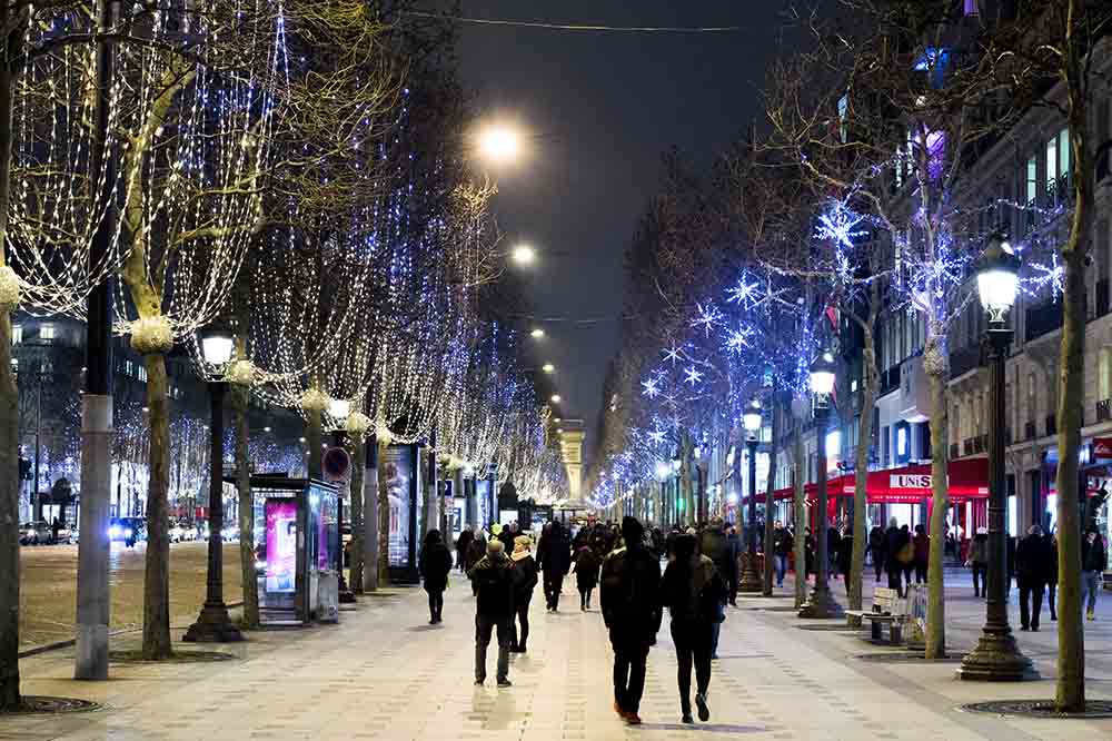 Illumination nocturne sur les Champs-Elysées @Comité des Champs-Elysées