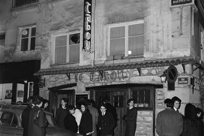 Le Tabou, rue Dauphine, en 1963 ©Roger-Viollet