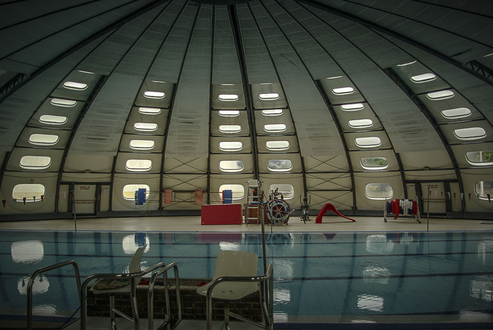 intérieur de la piscine Tournesol aux Lilas ©J.Barret