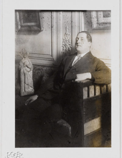 Guillaume Apollinaire aux Soirées de Paris. Contretype. 1913 © BHVP Roger-Viollet