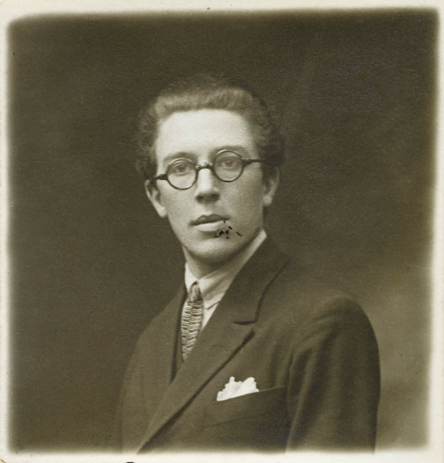 André Breton, portrait anonyme © Bibliothèque Jacques Doucet