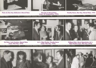 Planche contact de photos prises lors de l'inauguration de l'exposition Man Ray à la Galerie des 4 Mouvements en 1972